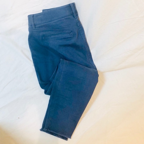 SOLD Ann Taylor Loft Blue zipper skinny jeans - Picture 2 of 5